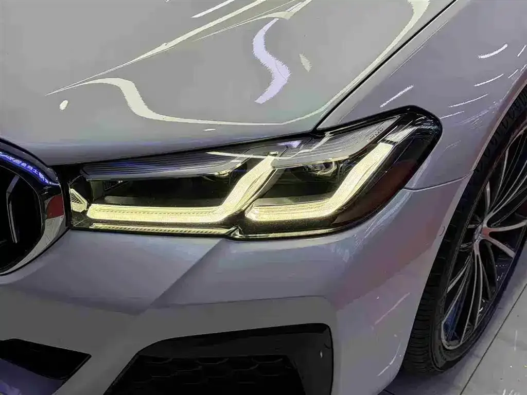 BMW 5 Series 2024 из CN, фото 2