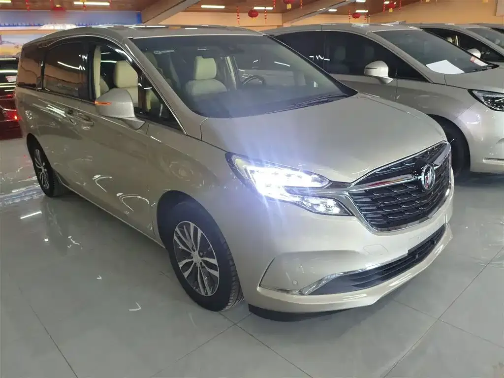 Buick GL8 2022 из CN, фото 8