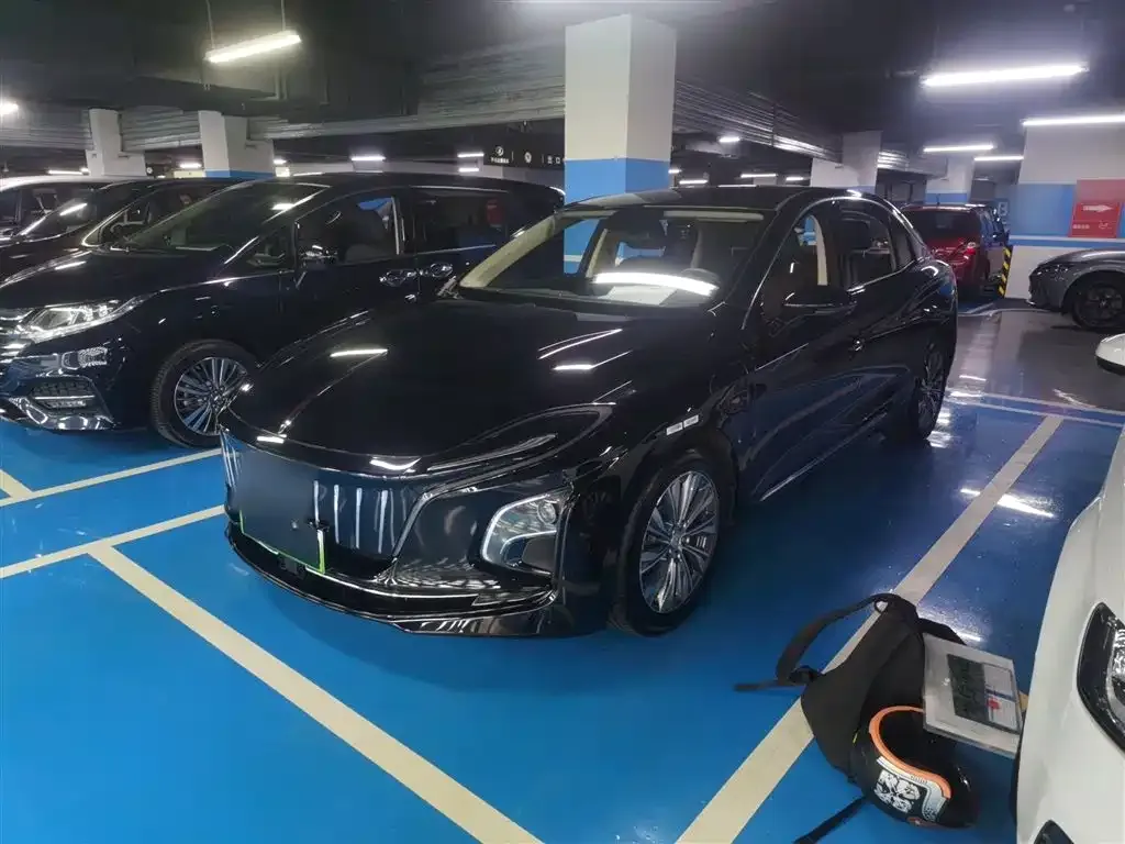 Hongqi E-QM5 2024 из CN, фото 1