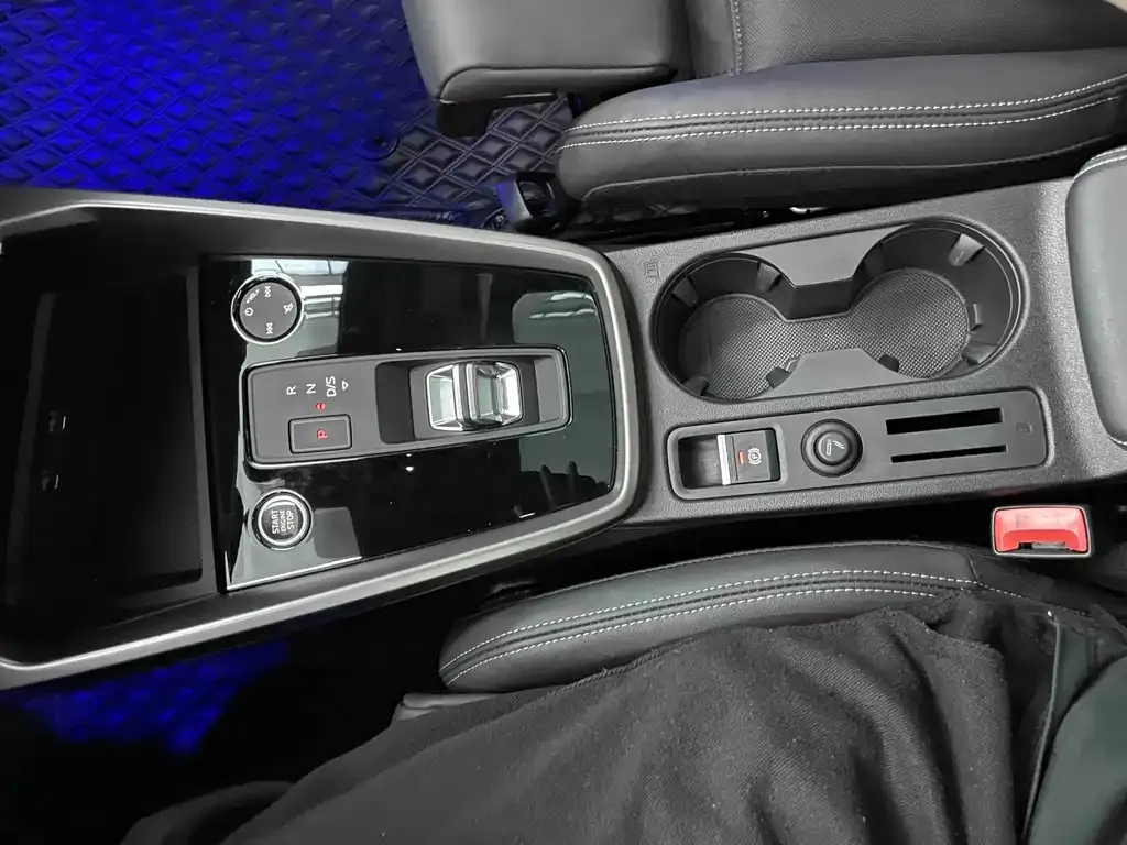 Audi A3 2022 из CN, фото 7