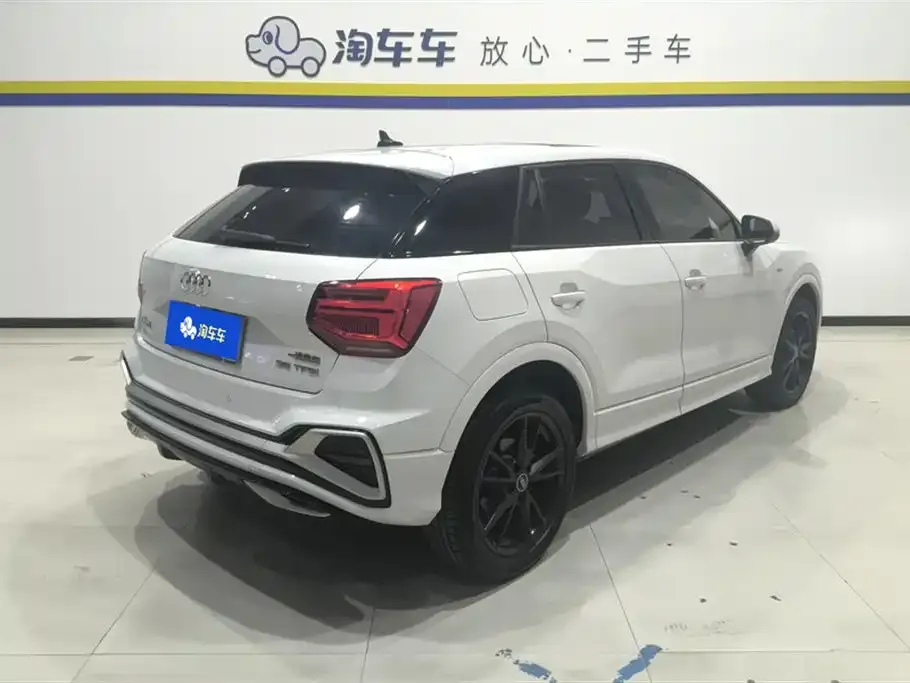 Audi Q2L 2022 из CN, фото 3