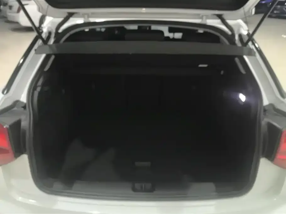 Audi Q2L 2022 из CN, фото 4