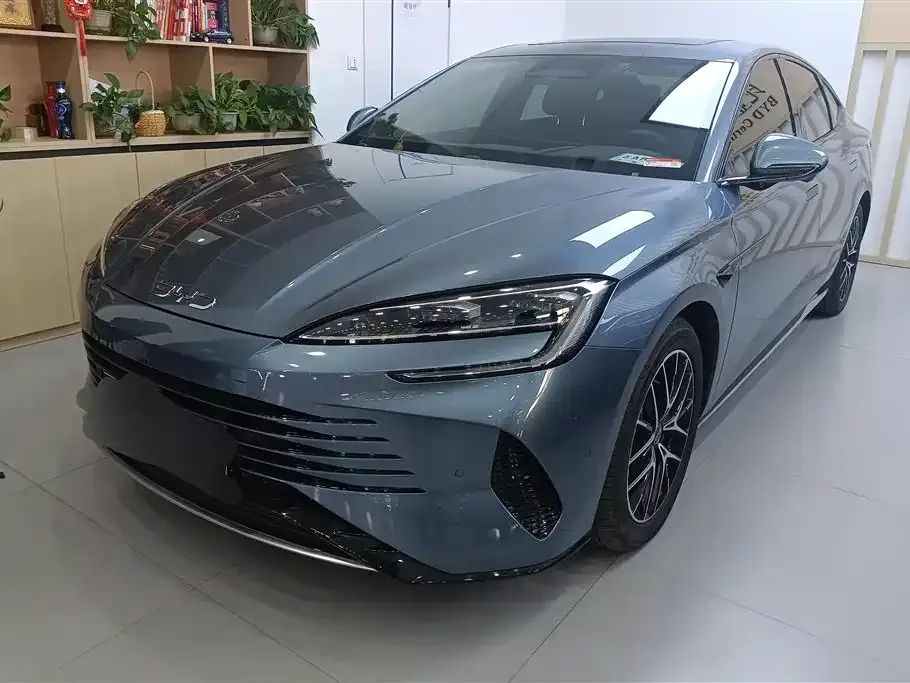 BYD Seal 07 DM-i — фото 1
