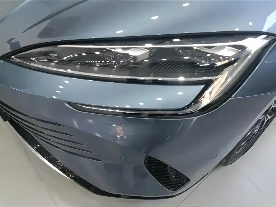 BYD Seal 07 DM-i — фото 8