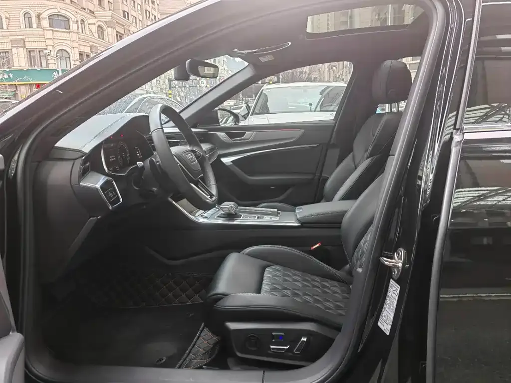 Audi A6L 2025 из CN, фото 3
