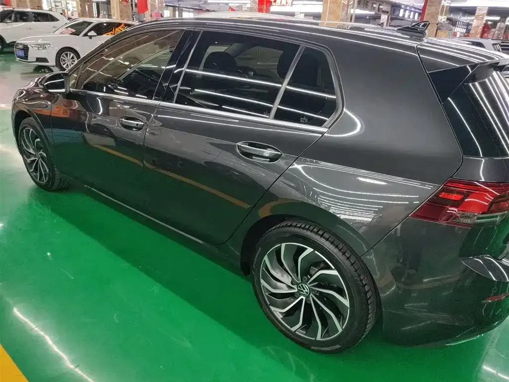 Volkswagen Golf 2022 из CN, фото 5
