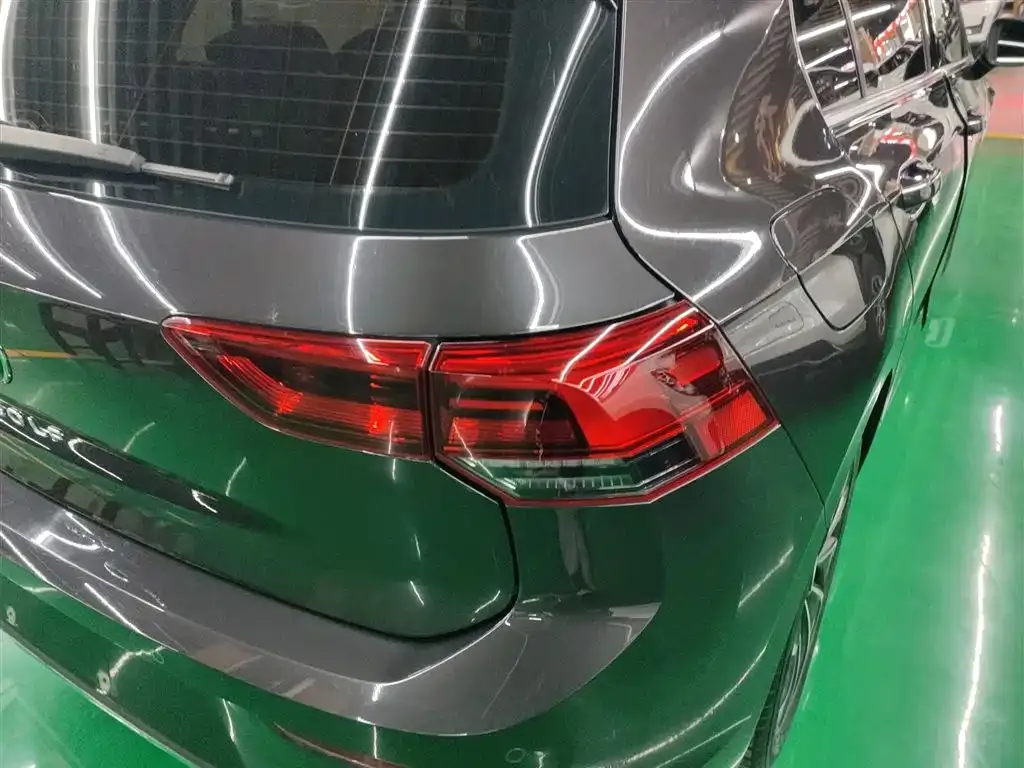 Volkswagen Golf 2022 из CN, фото 3