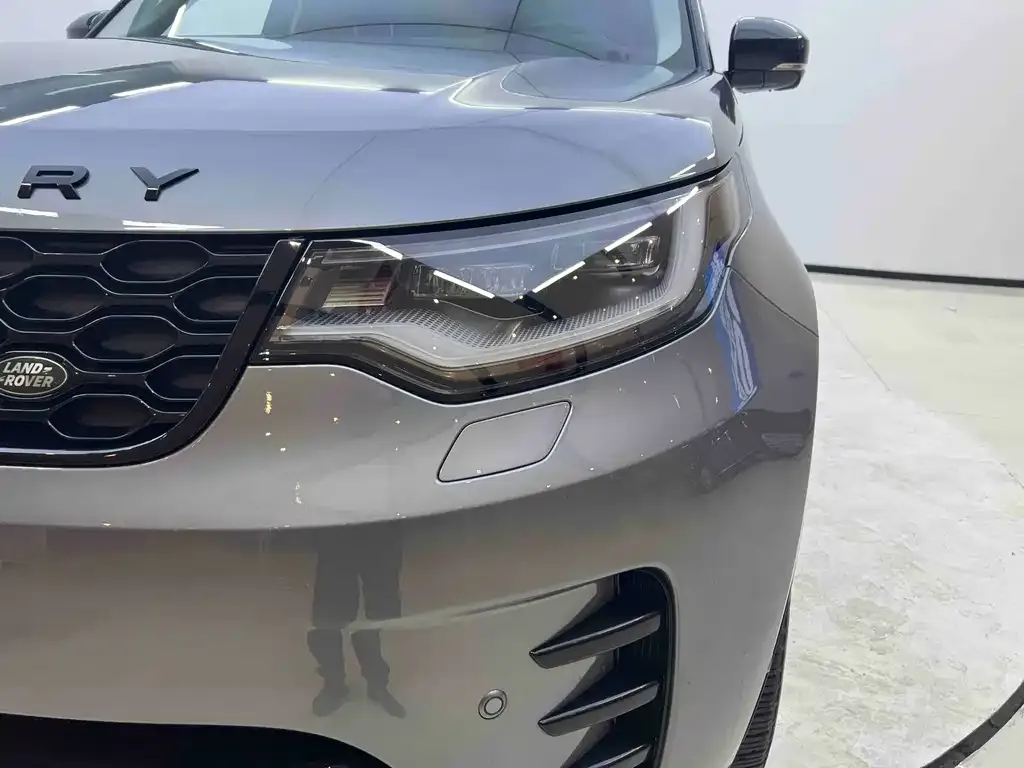 Land Rover Discovery 2023 из CN, фото 8