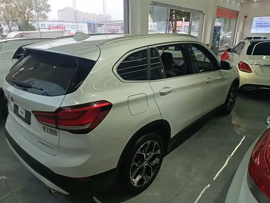 BMW X1 2022 из CN, фото 9