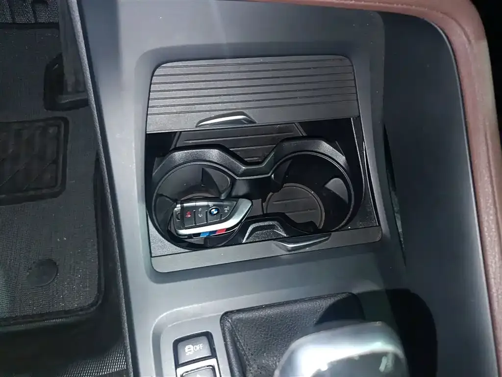 BMW X1 2022 из CN, фото 10