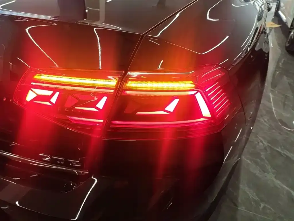 Volkswagen Magotan GTE PHEV 2023 из CN, фото 5
