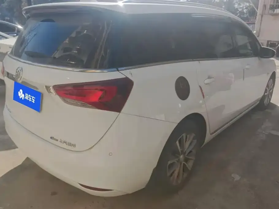Buick GL6 2022 из CN, фото 3