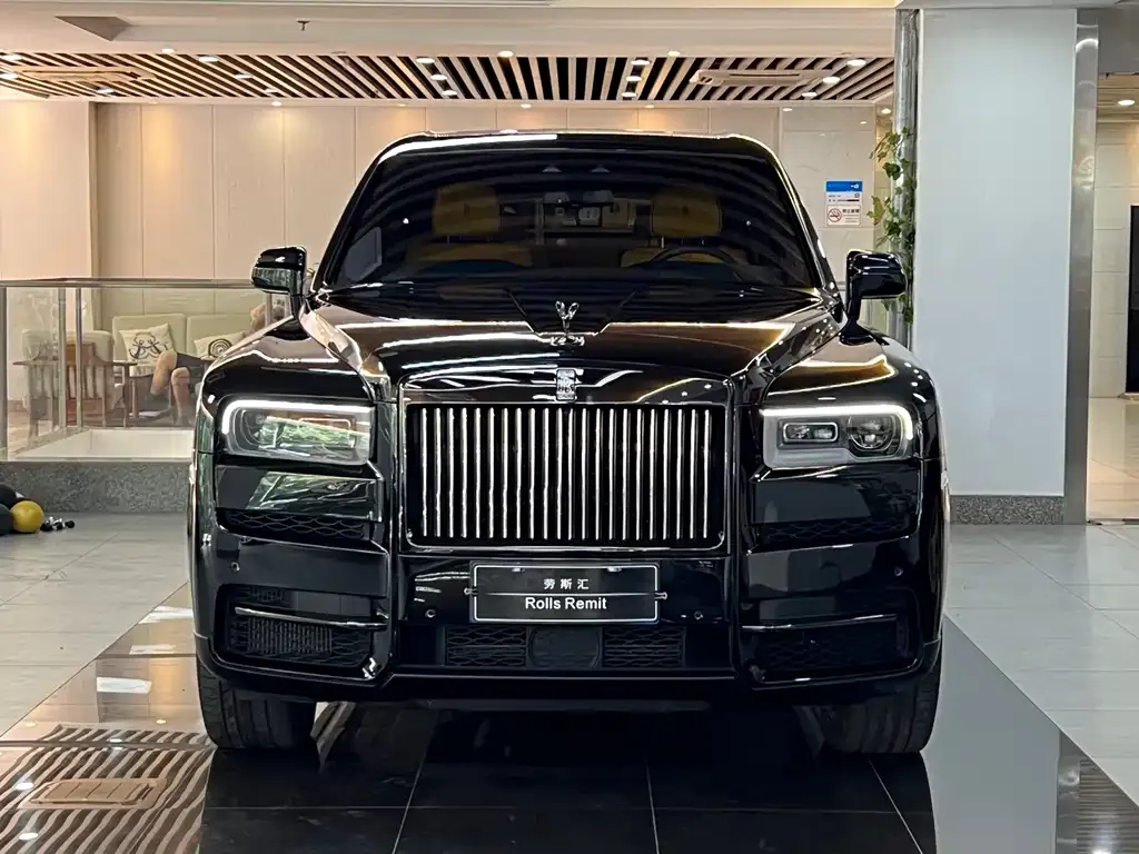 Rolls-Royce Cullinan 2021 из CN, фото 2