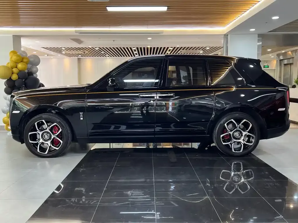 Rolls-Royce Cullinan 2021 из CN, фото 10