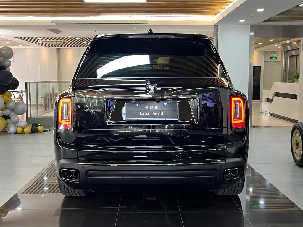 Rolls-Royce Cullinan 2021 из CN, фото 5