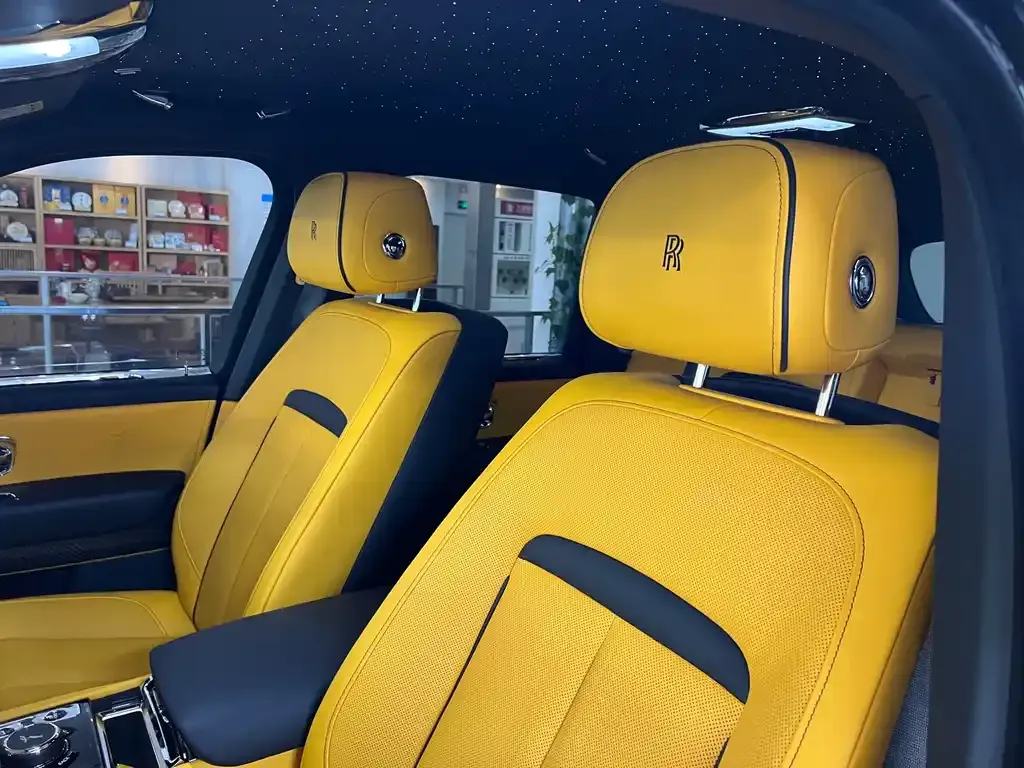 Rolls-Royce Cullinan 2021 из CN, фото 6