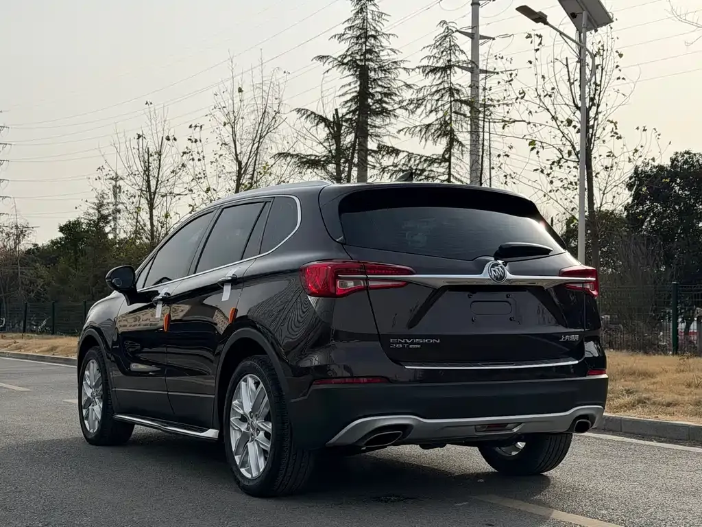 Buick Envision Plus — фото 10