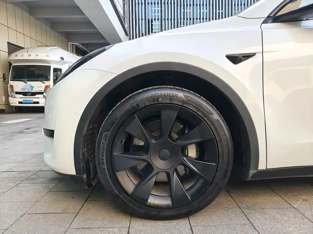 Tesla Model Y 2022 из CN, фото 2
