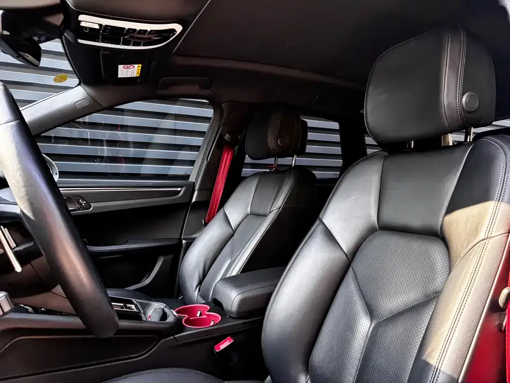 Porsche Macan 2024 из CN, фото 6