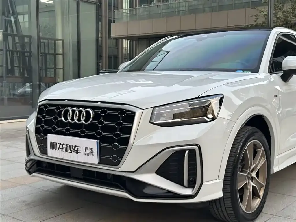 Audi Q2L 2022 из CN, фото 2