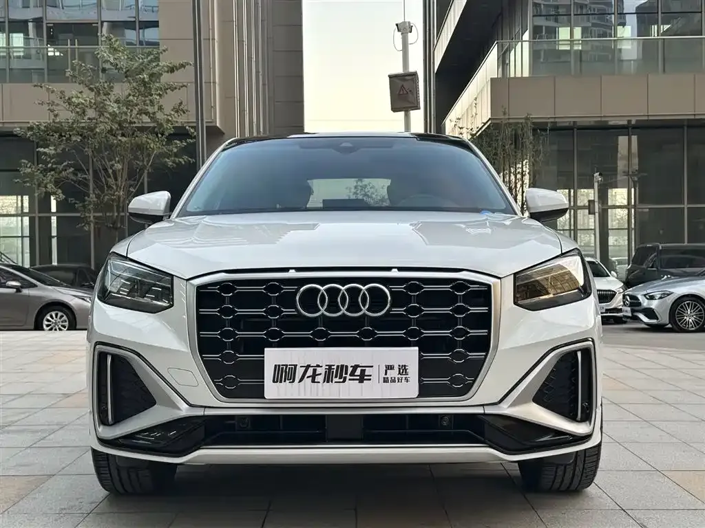 Audi Q2L 2022 из CN, фото 4