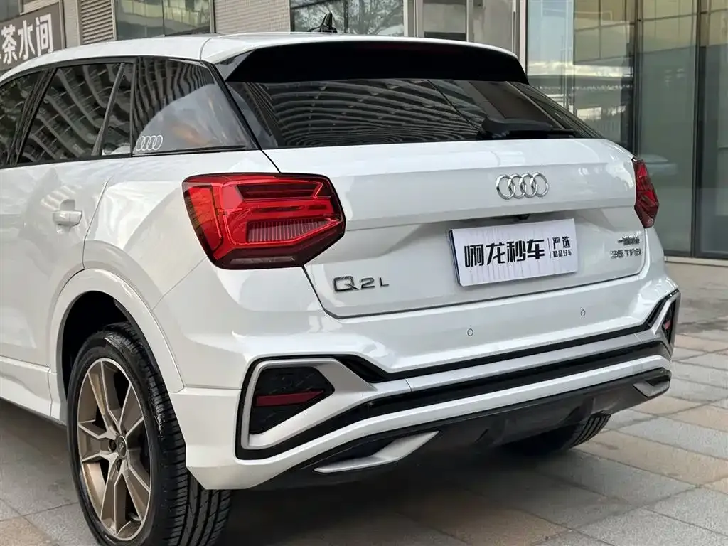 Audi Q2L 2022 из CN, фото 5