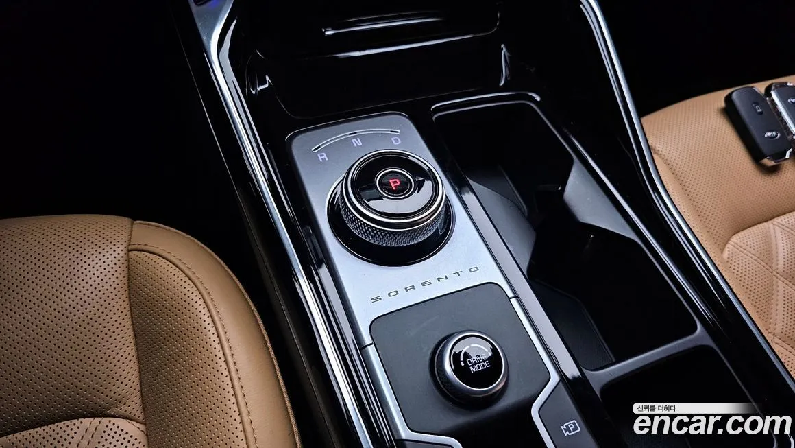 Kia Sorento — фото 9