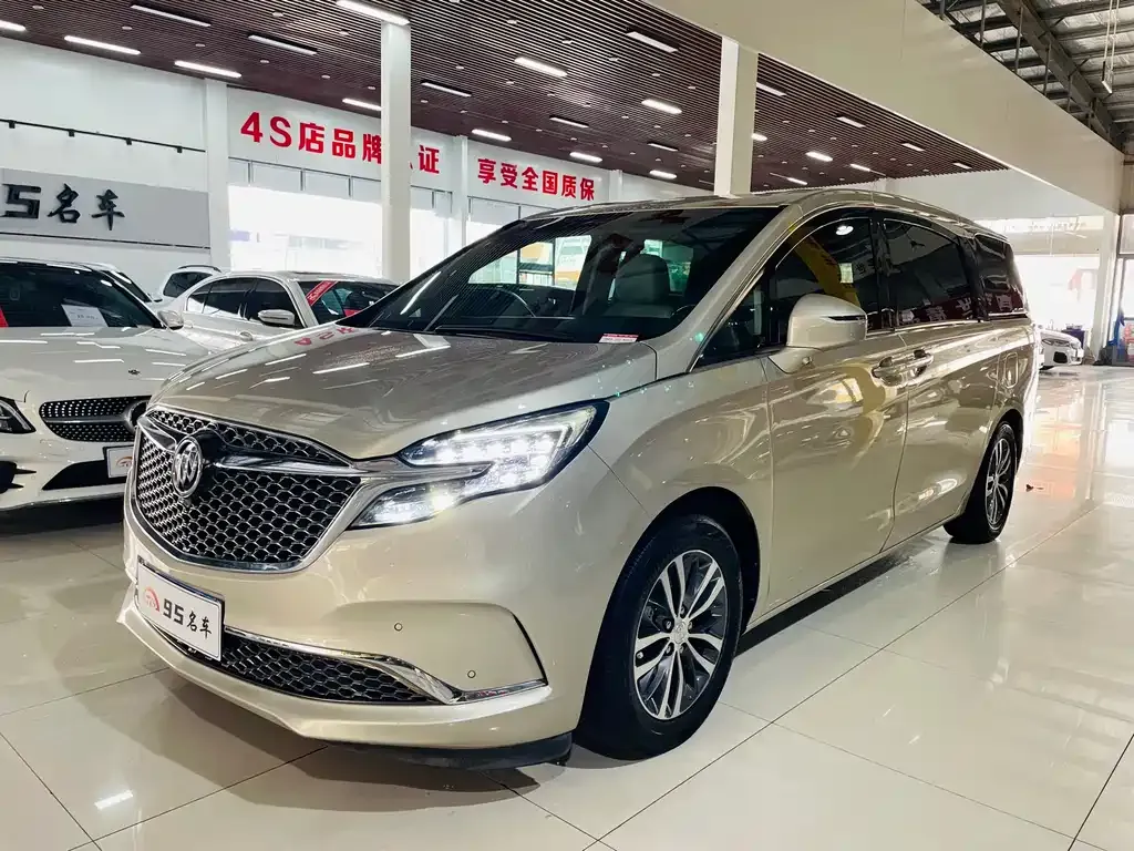 Buick GL8 2021 из CN, фото 1