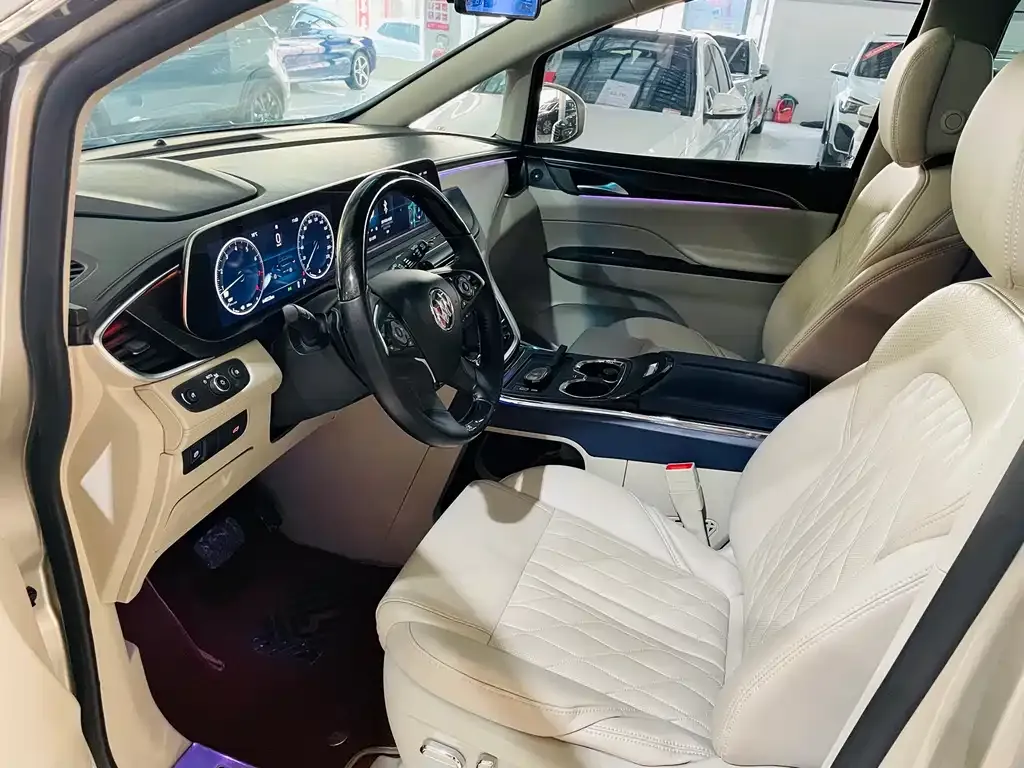 Buick GL8 2021 из CN, фото 10