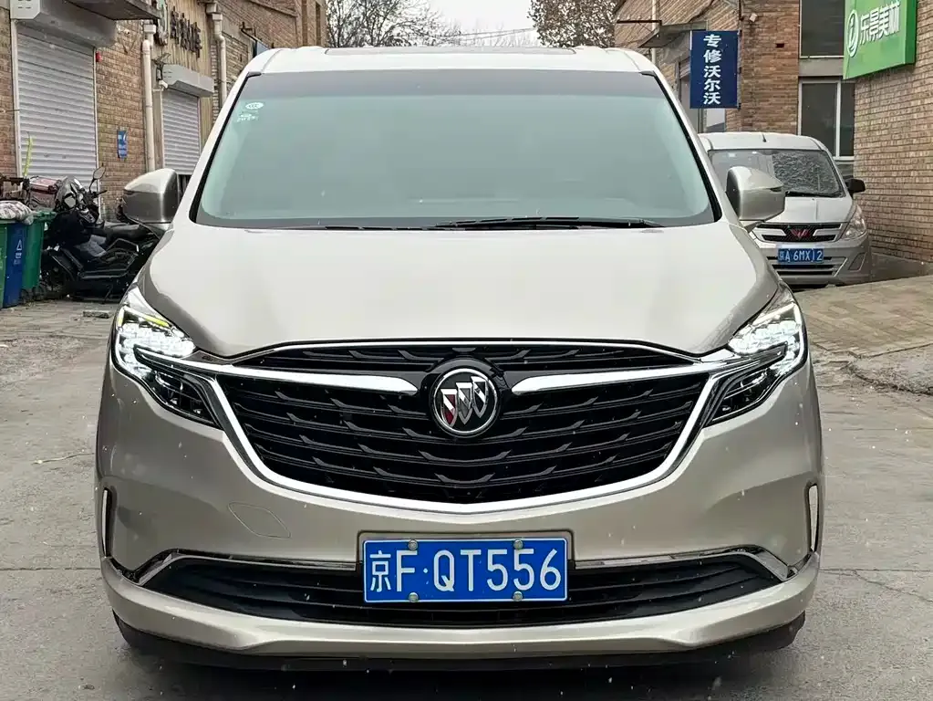 Buick GL8 2021 из CN, фото 2