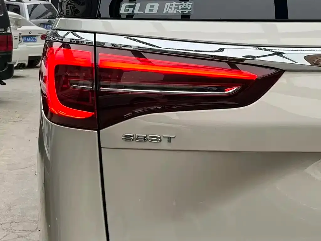 Buick GL8 2021 из CN, фото 4