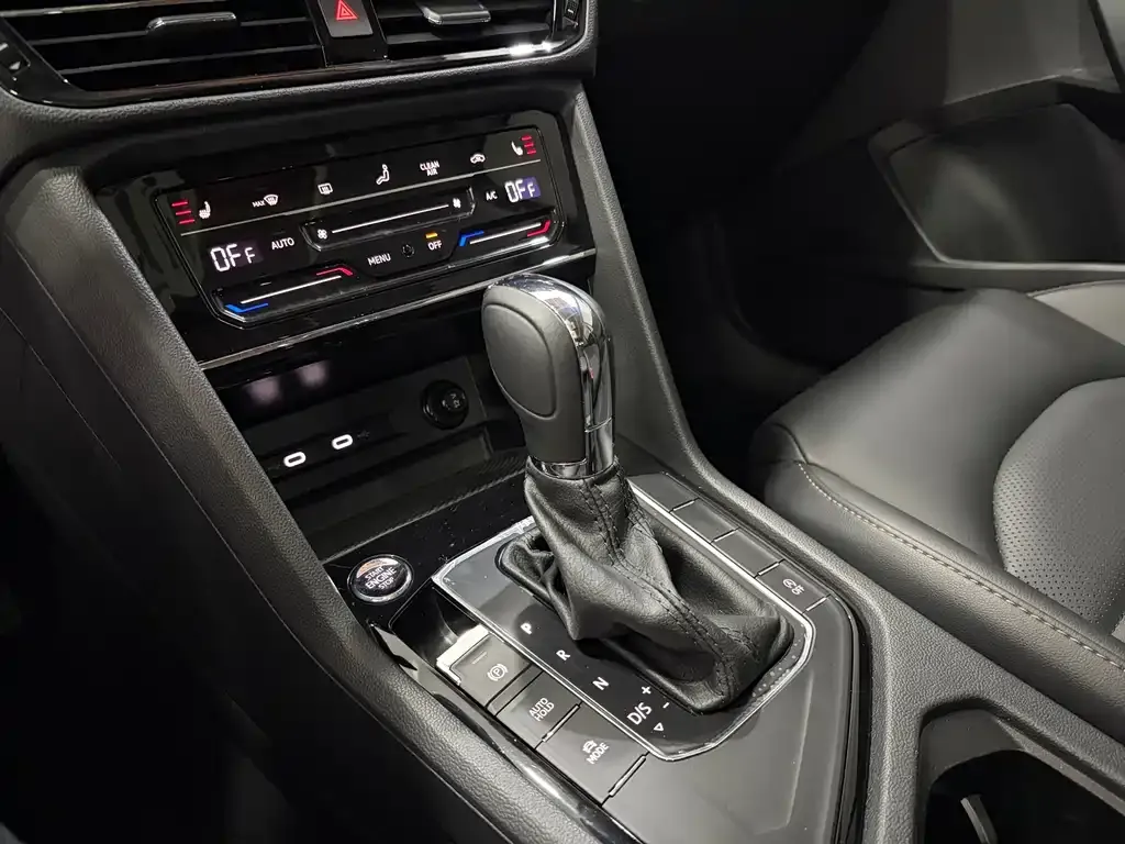 Volkswagen Tharu 2022 из CN, фото 4