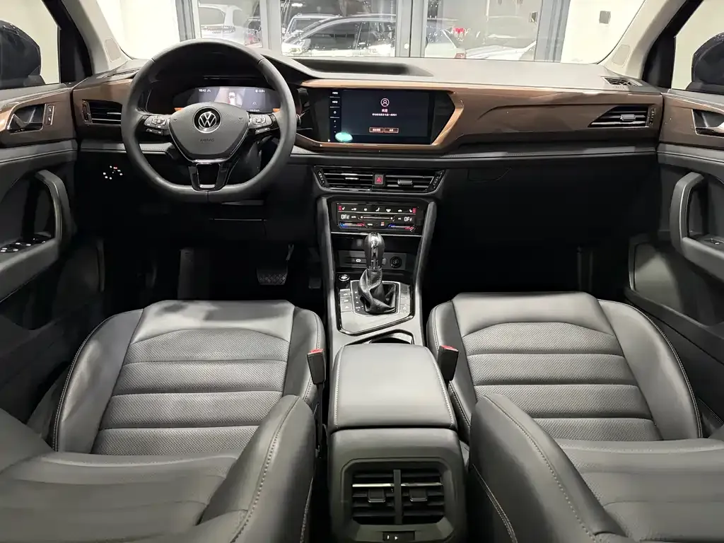 Volkswagen Tharu 2022 из CN, фото 6