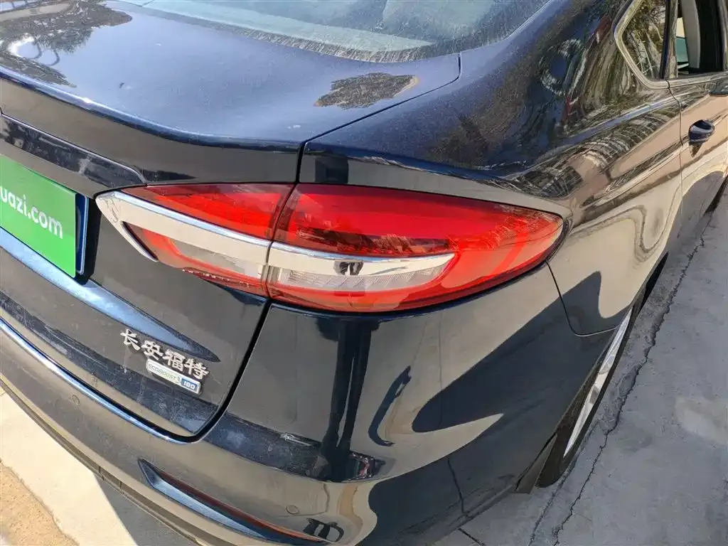 Ford Mondeo 2021 из CN, фото 3