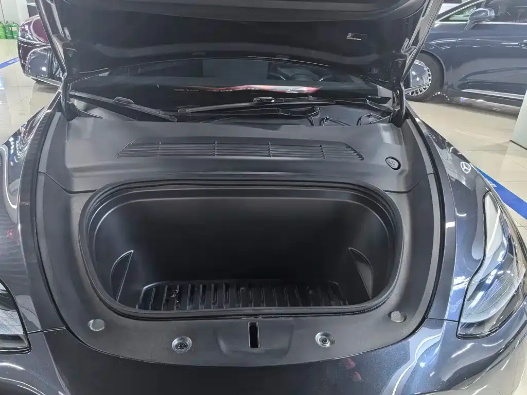Tesla Model Y 2024 из CN, фото 10