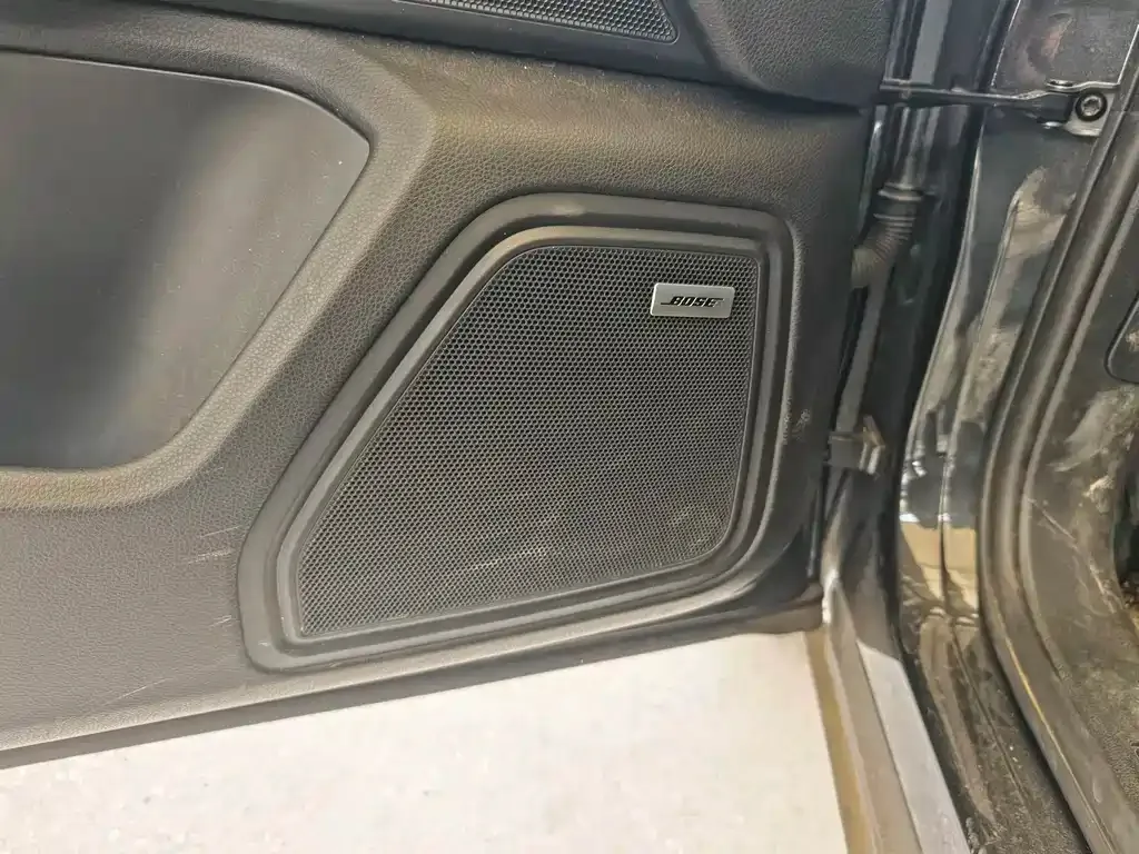 Porsche Macan 2022 из CN, фото 9