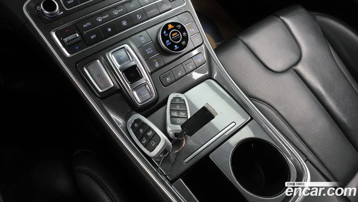 Hyundai Santafe — фото 8