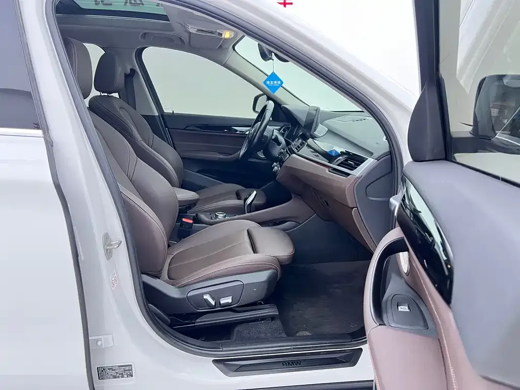 BMW X1 2021 из CN, фото 4