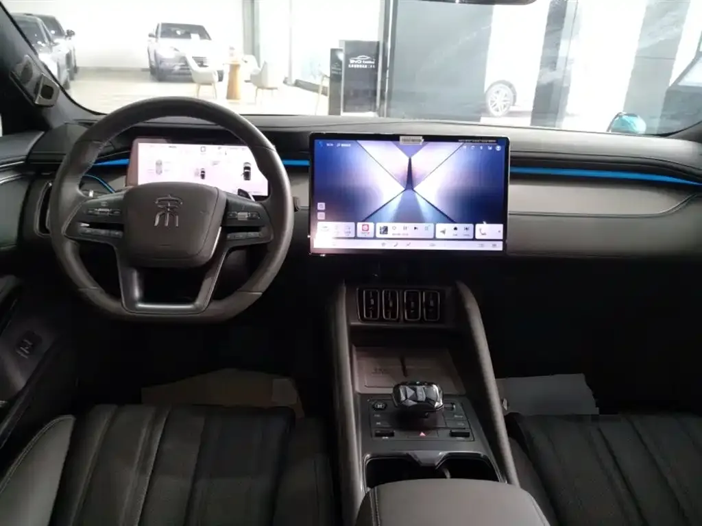 BYD L EV 2025 из CN, фото 2