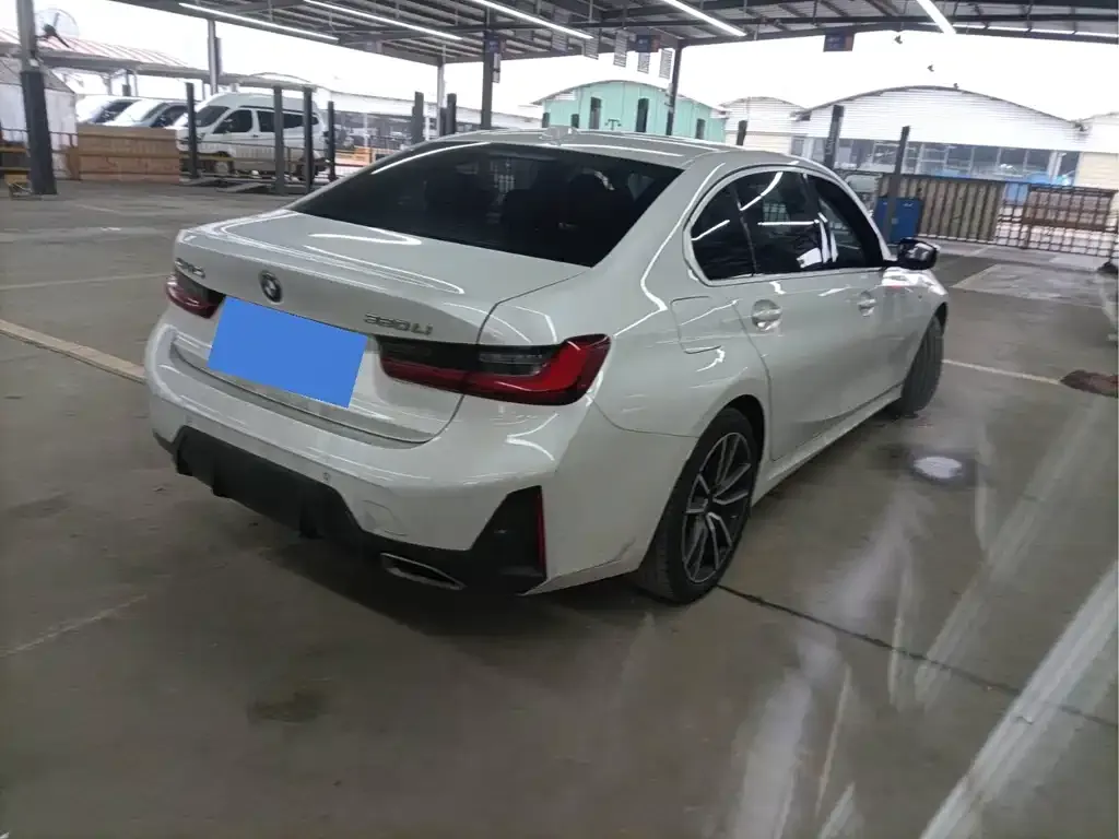 BMW 3 Series 2024 из CN, фото 5