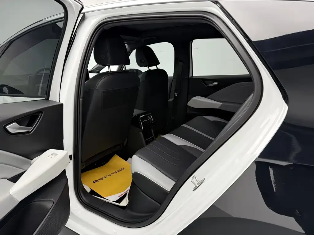 Volkswagen ID.3 2024 из CN, фото 9