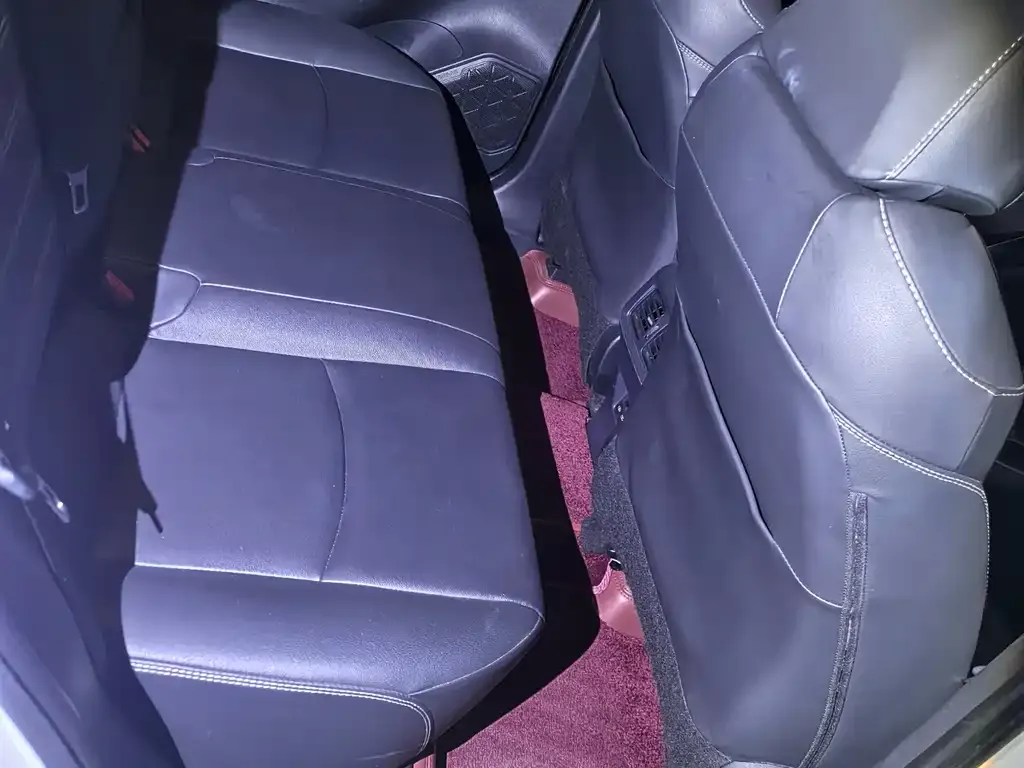 Toyota RAV4 2024 из CN, фото 6