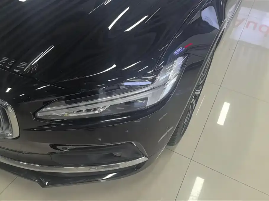 Volvo S90 2025 из CN, фото 6