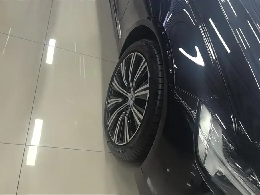 Volvo S90 2025 из CN, фото 4