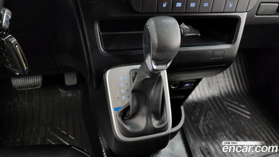 Hyundai Staria 2022 из KR, фото 2