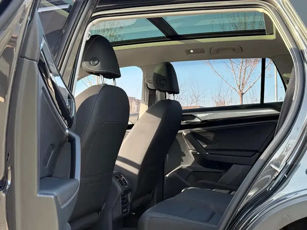 Volkswagen Tayron 2022 из CN, фото 5