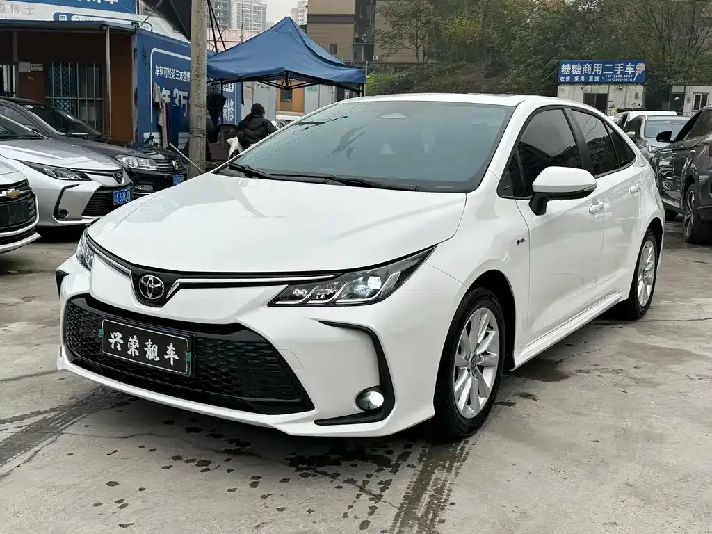 Toyota Corolla 2024 из CN, фото 1