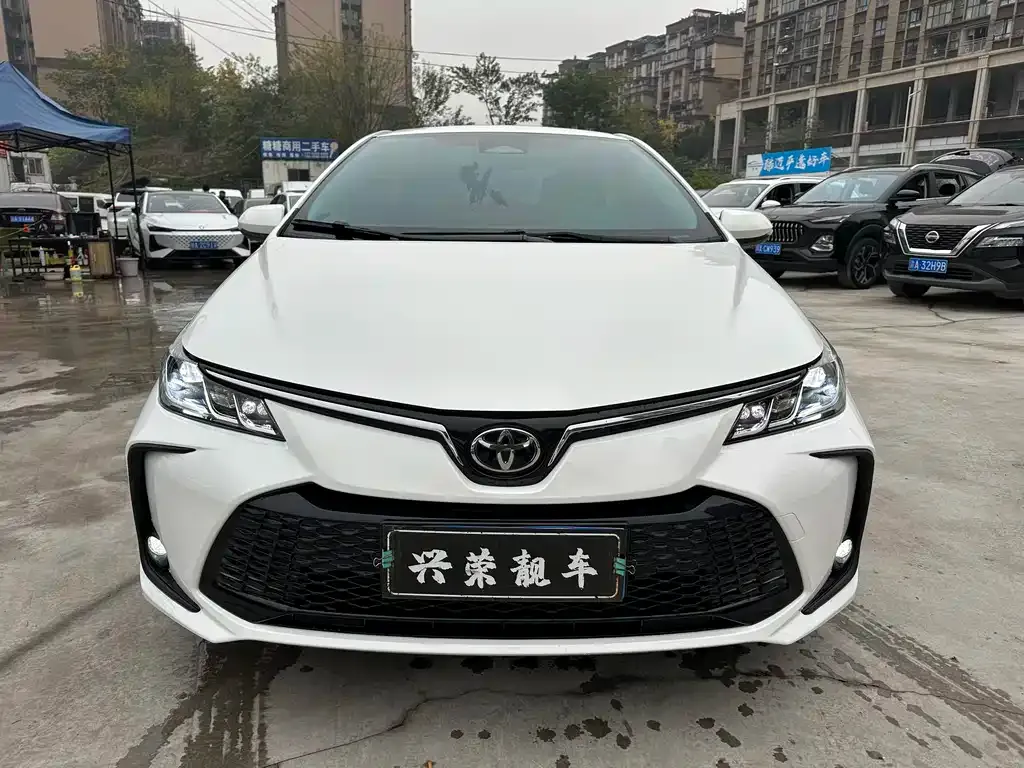 Toyota Corolla 2024 из CN, фото 2