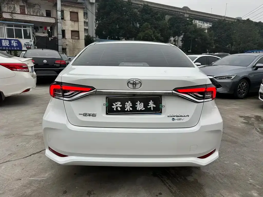 Toyota Corolla 2024 из CN, фото 4