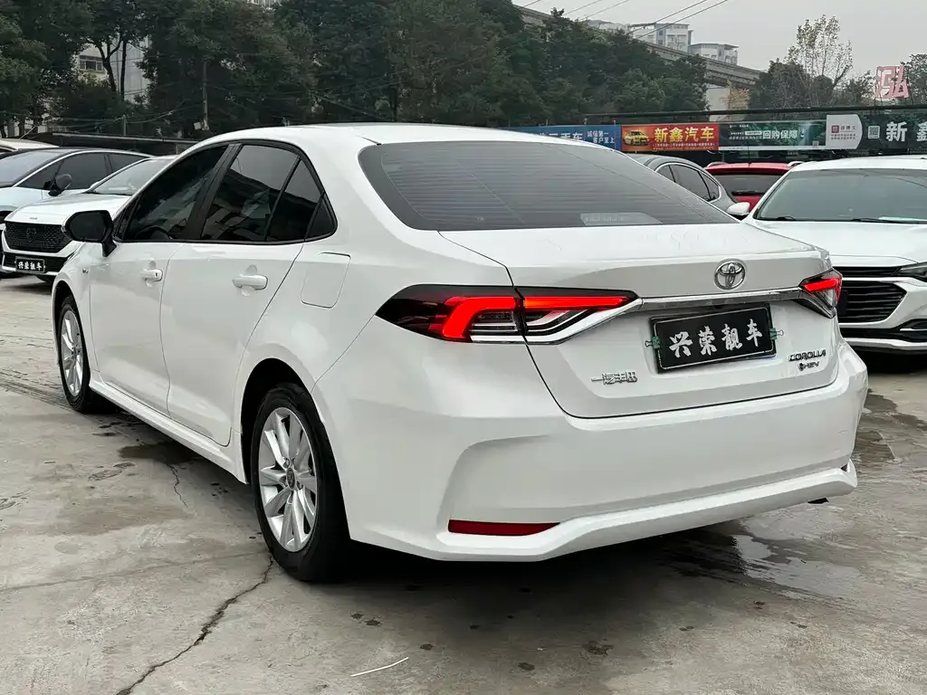 Toyota Corolla 2024 из CN, фото 5